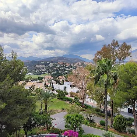 3 Bedrooms In Magna Huge Terrace Bbq 5 Min Puerto Banus! Apartment