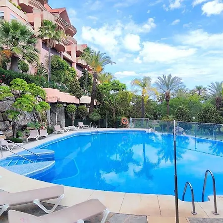 Apartment 3 Bedrooms In Magna Huge Terrace Bbq 5 Min Puerto Banus!