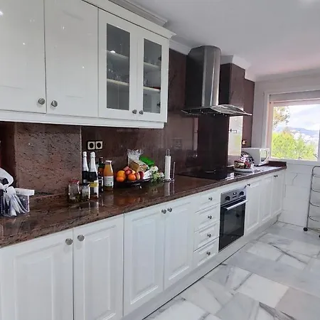 3 Bedrooms In Magna Huge Terrace Bbq 5 Min Puerto Banus! Apartment *
