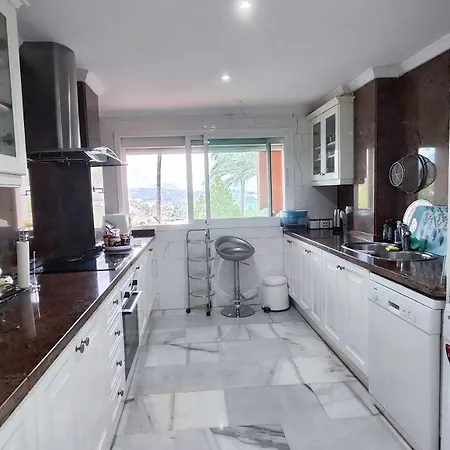 Apartment 3 Bedrooms In Magna Huge Terrace Bbq 5 Min Puerto Banus! *